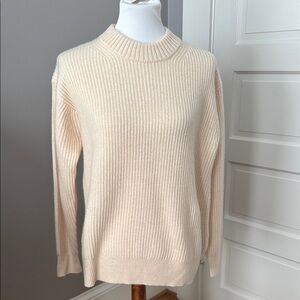 NWOT J. Crew Women’s Cashmere sweater XS cream color MINT condition never worn